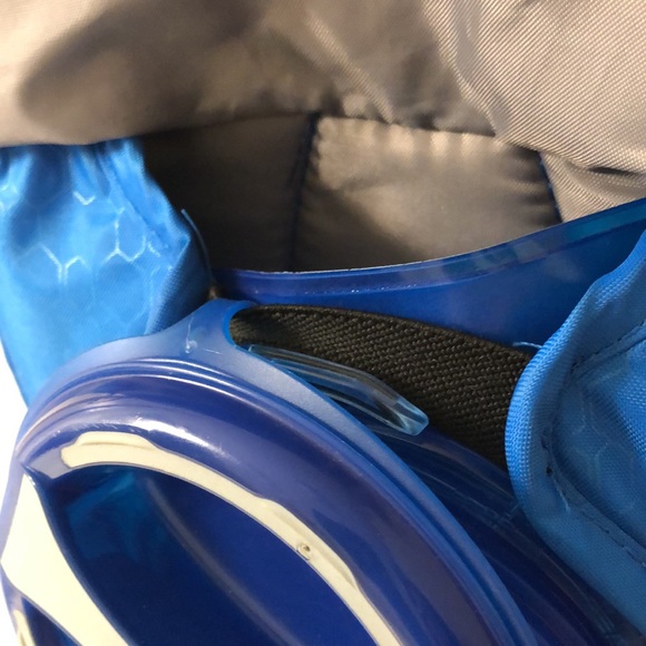 Camelbak water pack - Picture 9 of 14